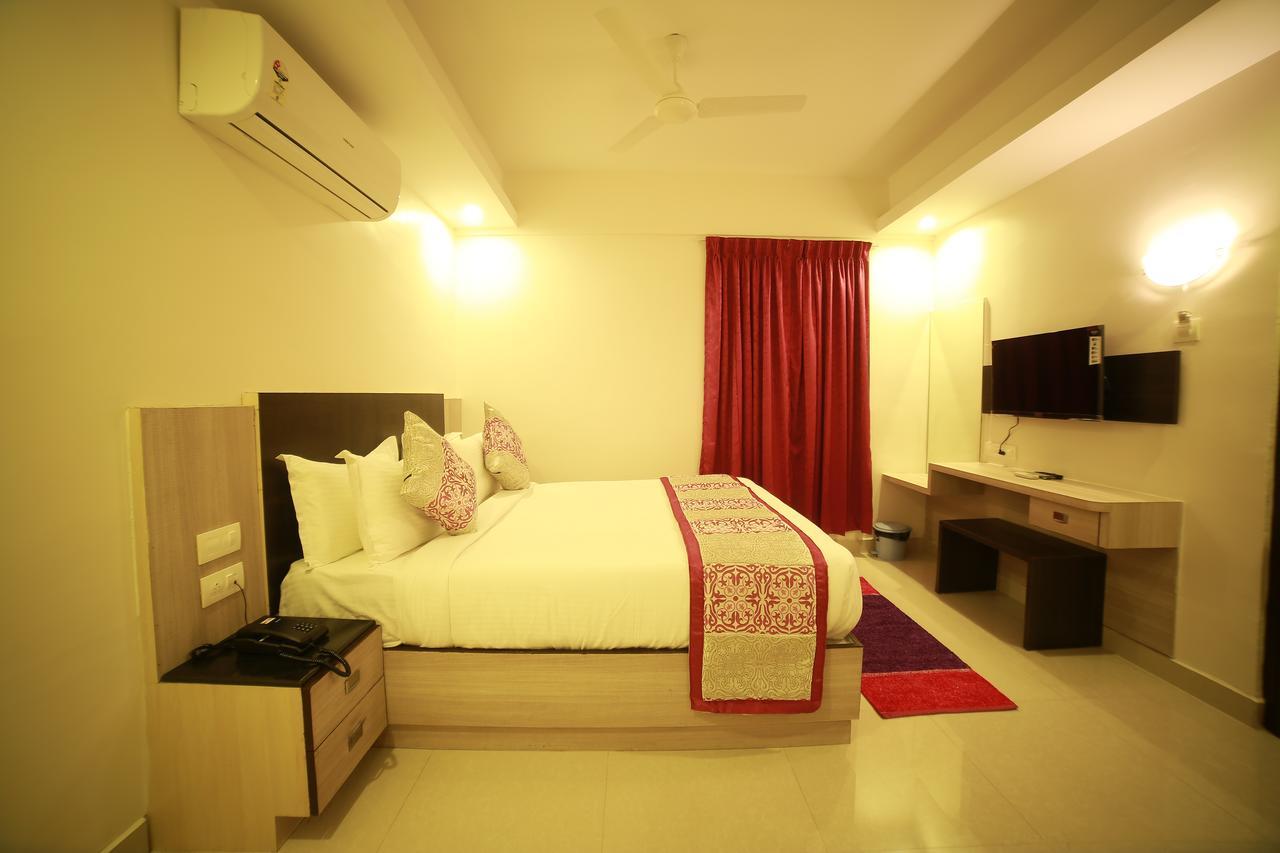 Elite Inn Chennai Exteriör bild